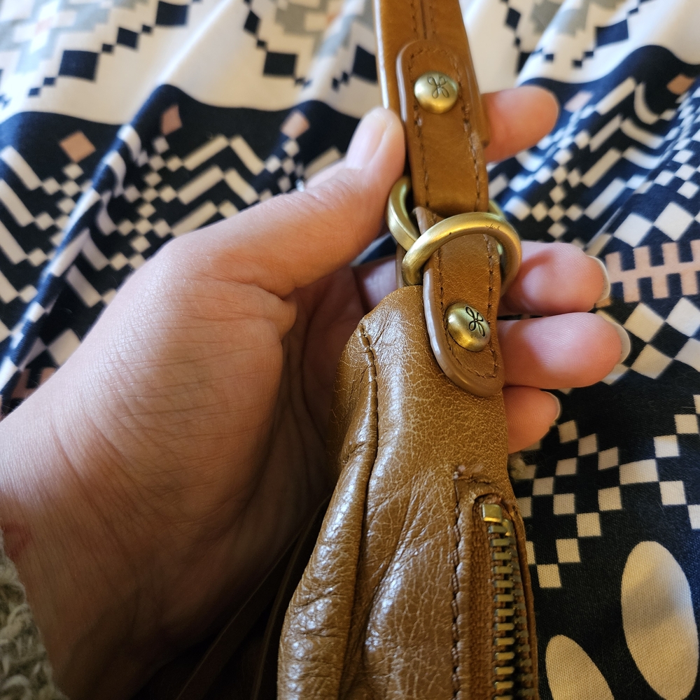 Hobo Brown Leather Shoulder Bag - Picture 12 of 14